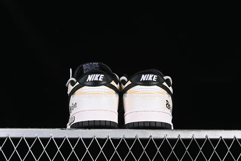 All Categories Nk SB Dunk Series Nk SB Dunk Low Low-top sneakers Nk Dunk Low DaVinci Custom Robinson Graffiti Deconstruction SB strap low-top casual sneakers DD1391-100